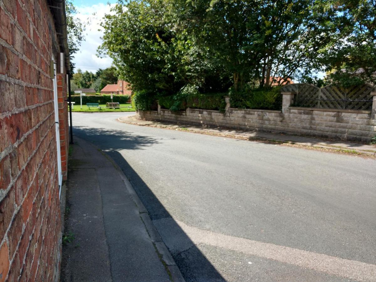 Westmoreland Cottage Weaverthorpe 外观 照片